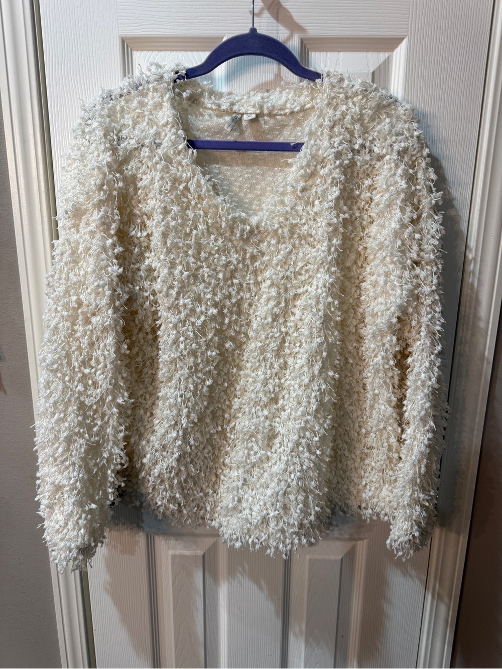 Cato Shaggy Eyelash Loop Knit V-Neck Sweater Cream Cozy Boho
